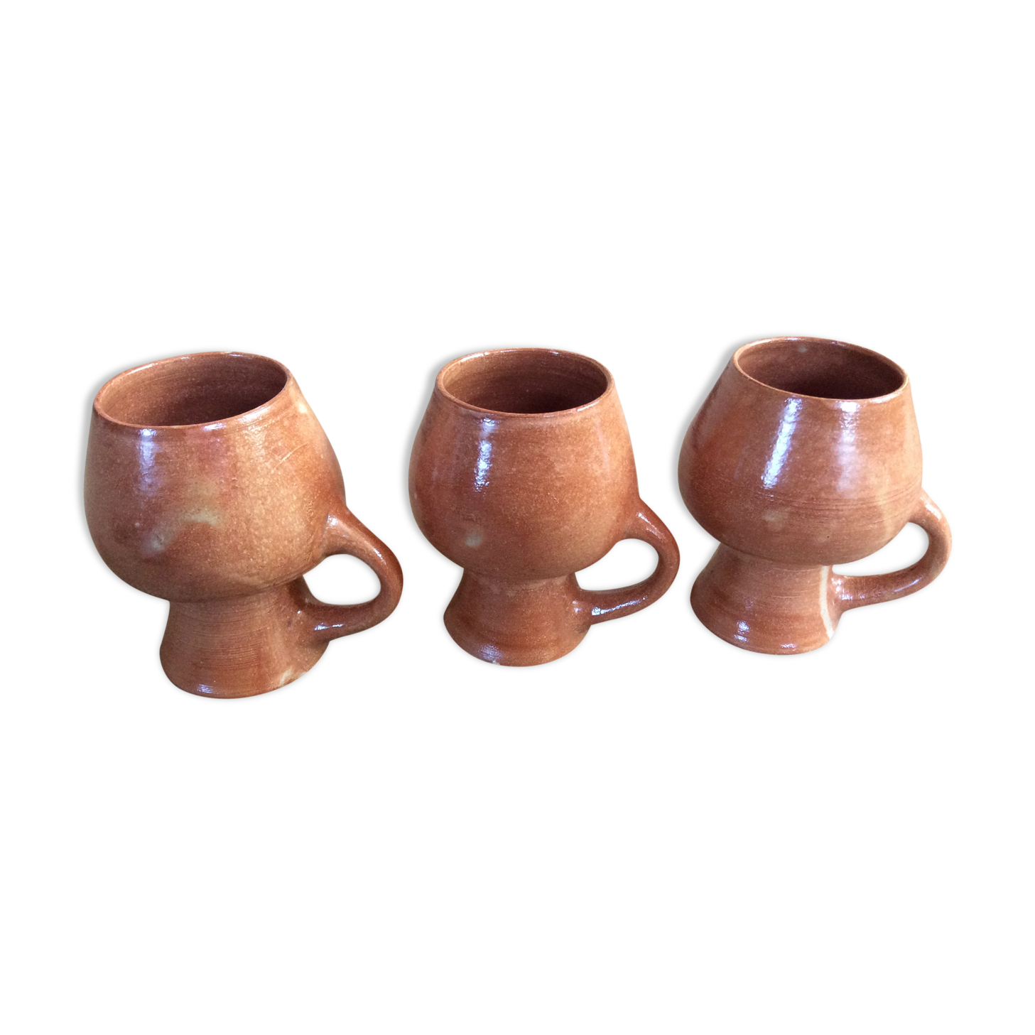 Series of 3 cups in sandstone