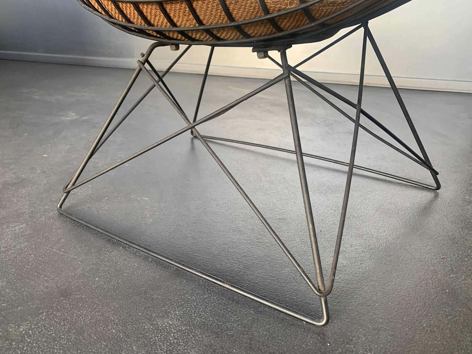 Cats Cradle Armchair LKR Charles & Ray Eames / Alexander Girard Herman Miller 1953