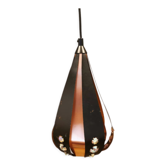 Hanging lamp in thin metal pieces, copper colored and black with prisms.