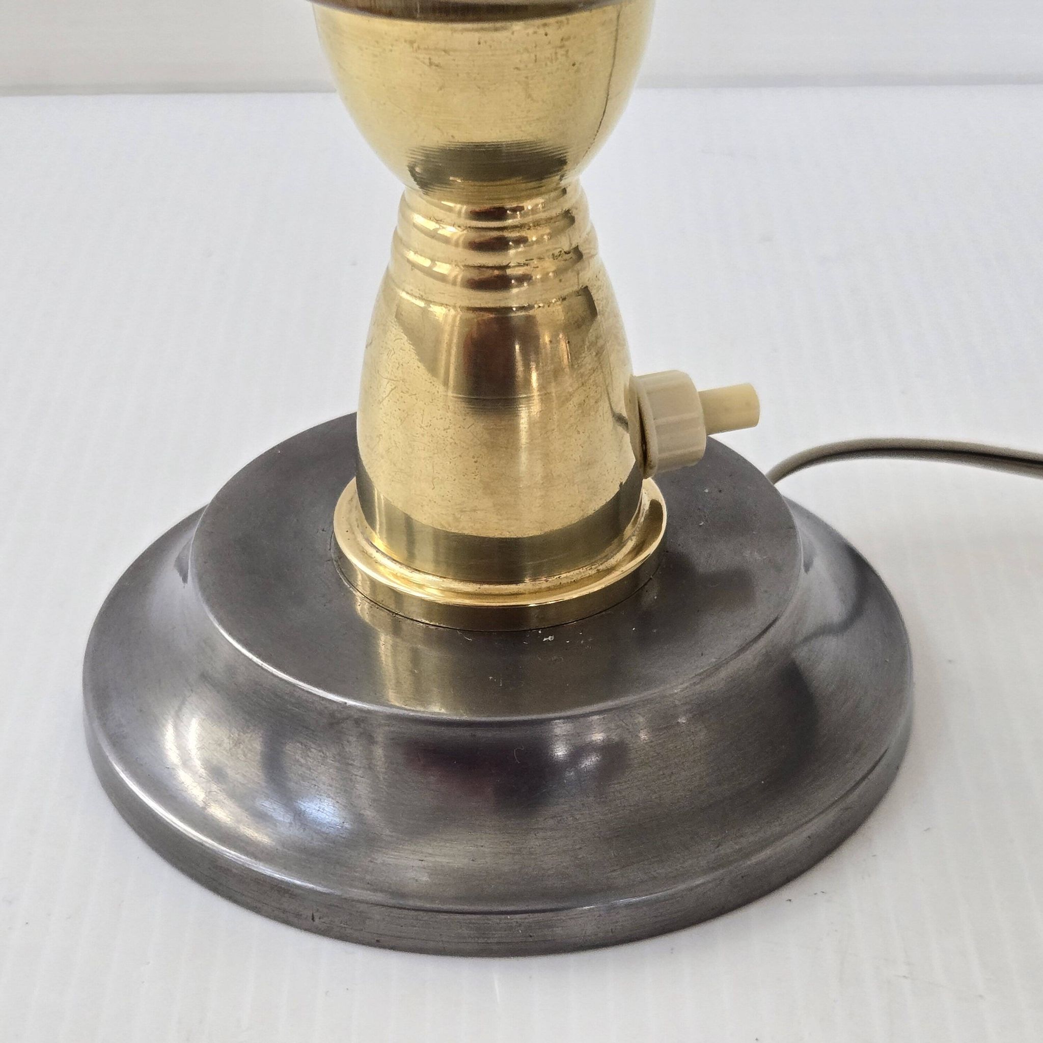 Vintage 1950s lamp