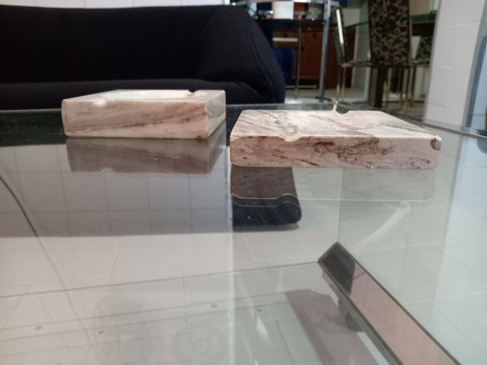 Palissandro marble ashtrays, 1980s, set of 2
