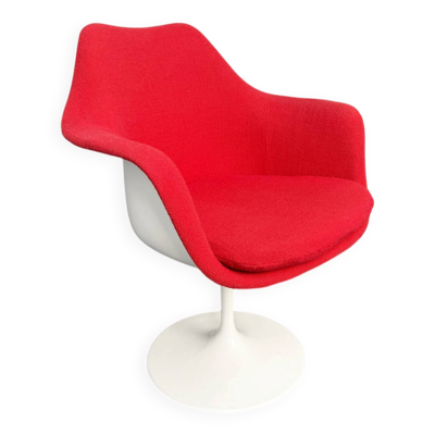 Chaise Tulipe – fauteuil pivotant rouge, par Eero Saarinen pour Knoll International, Italie, années 1960.