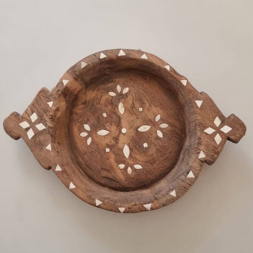 Old wooden Indian parat / tray.