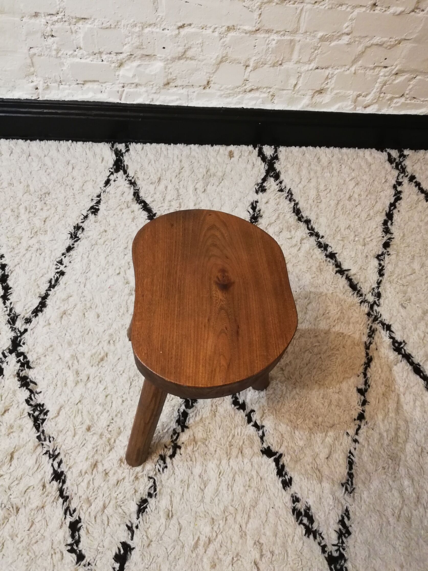 Tripod wood stool