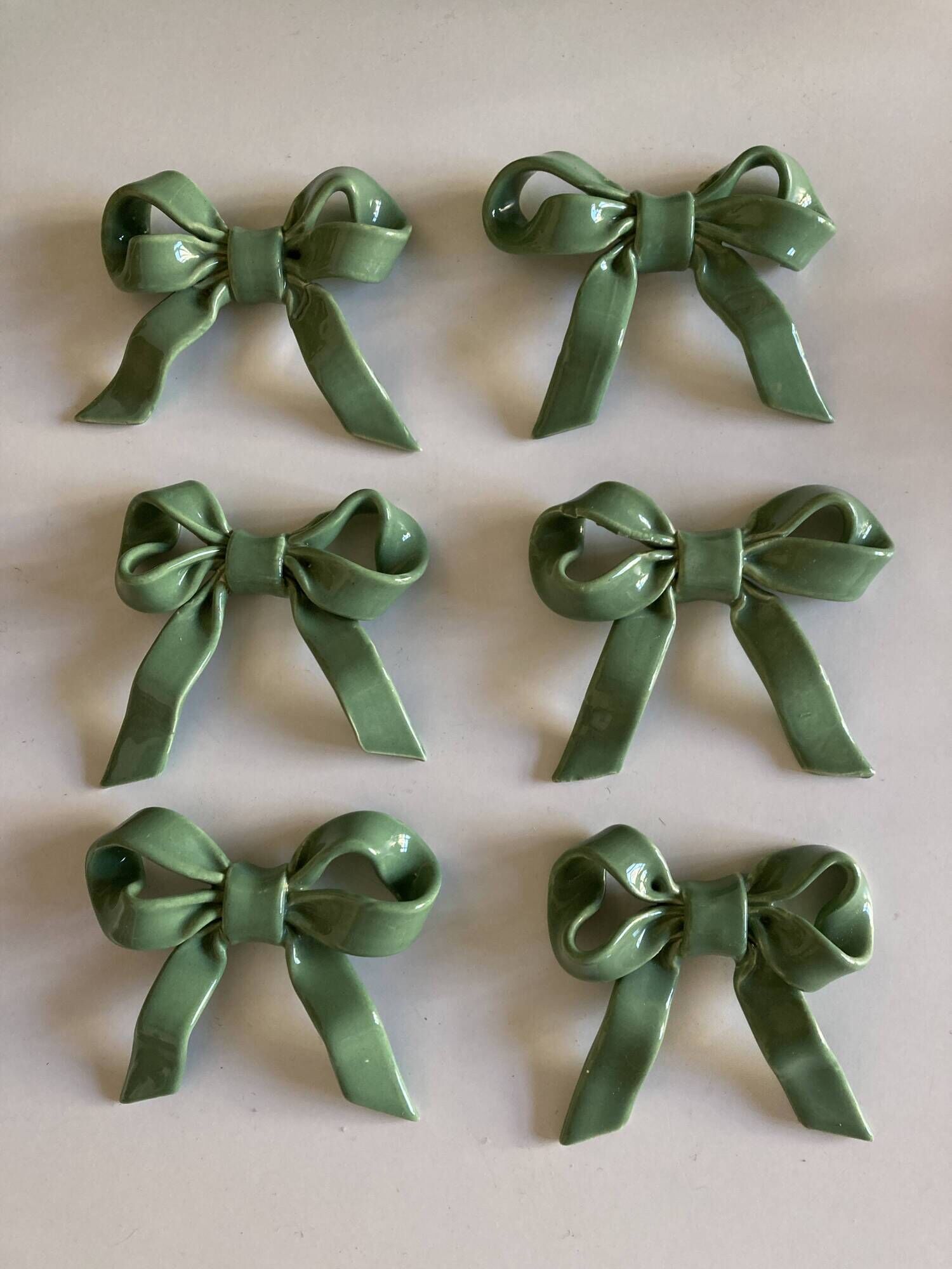 Set of 6 ribbon knife holders in green glazed earthenware 1980