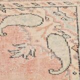 Tapis vintage oriental tons saumon et vert pastel, style faded 300x160