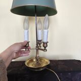 Three-light bouillotte lamp in gold metal, desk lamp.