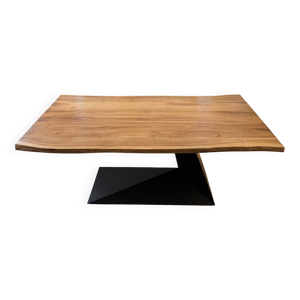Table à manger suspendu