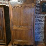 Armoire Bonnetière en noyer