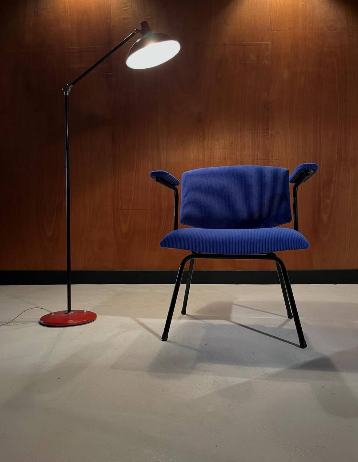 Vintage armchair 1950