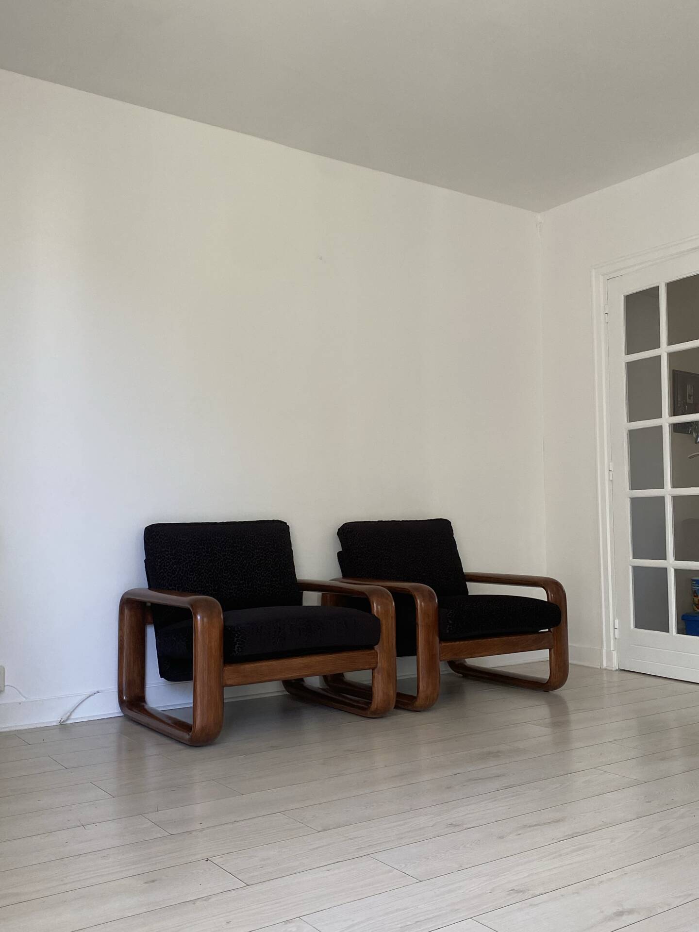 Set of 2 "Hombre" armchairs by Burkhard Vogtherr