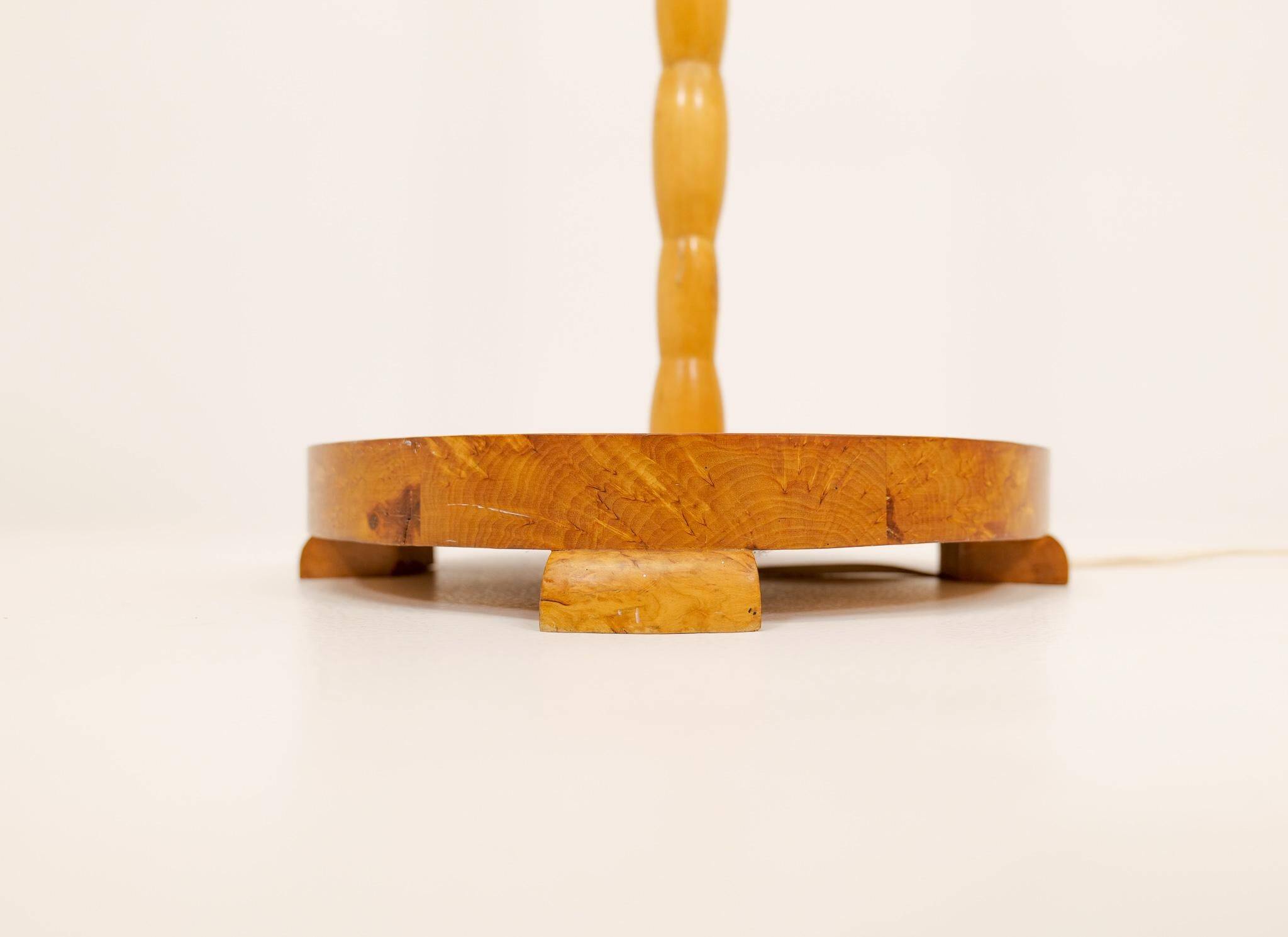 Mid-century organic floor lamp in birch and brass, Sweden, 1950s