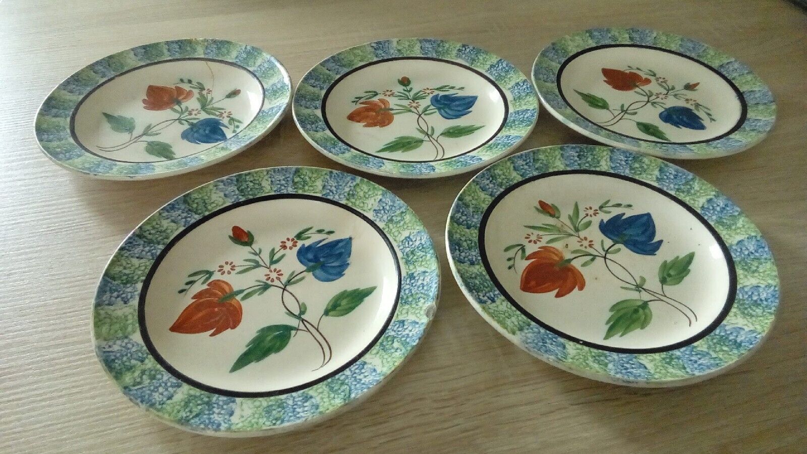 Fine earthenware plates from Forges Les Eaux, sponge decoration, late 19th century