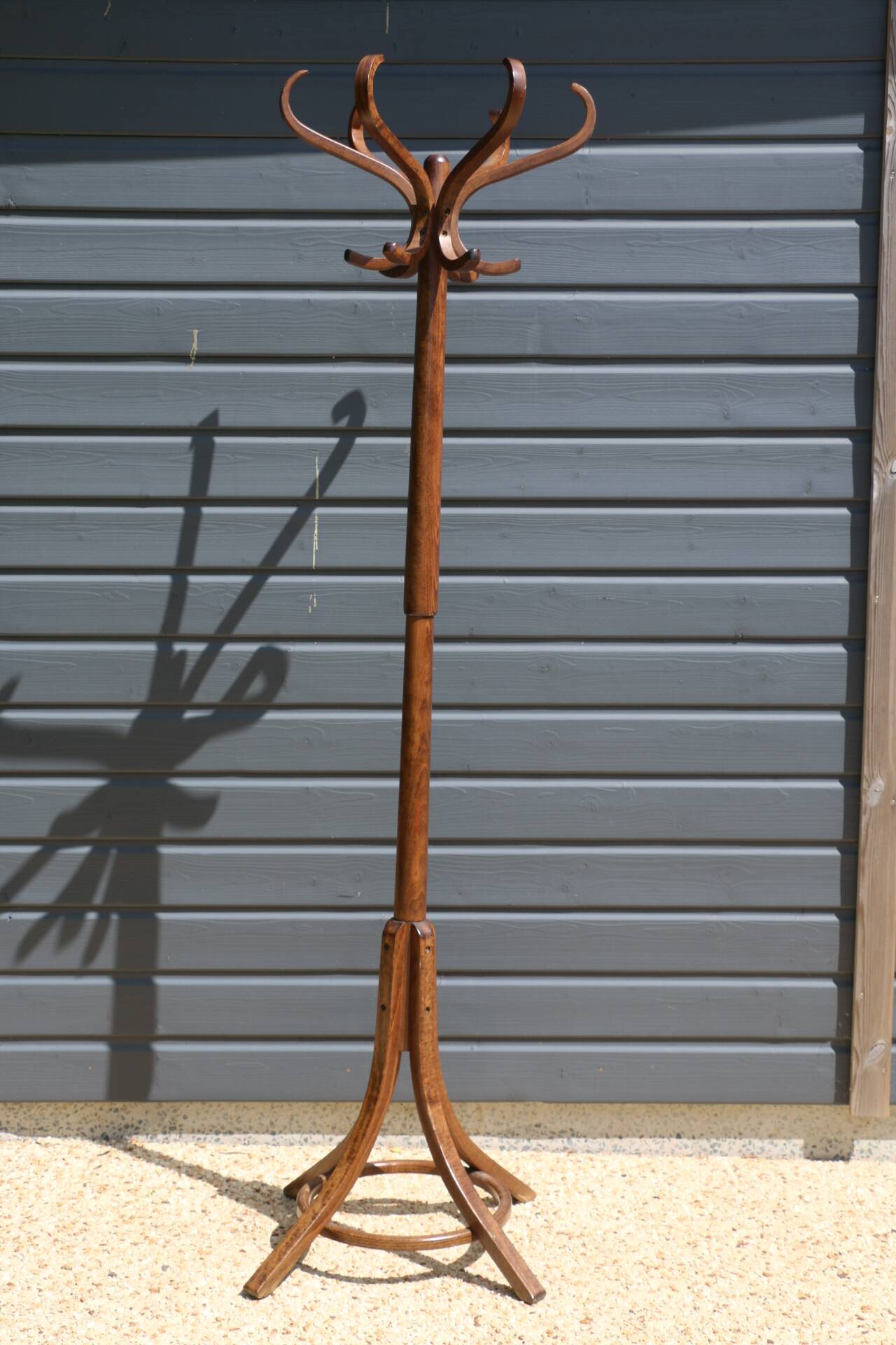 Dark BAUMANN parrot coat rack (A4)