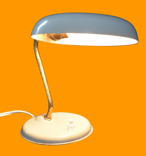 Metal table lamp