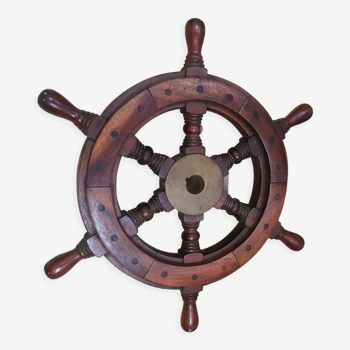 Boat wheel bar