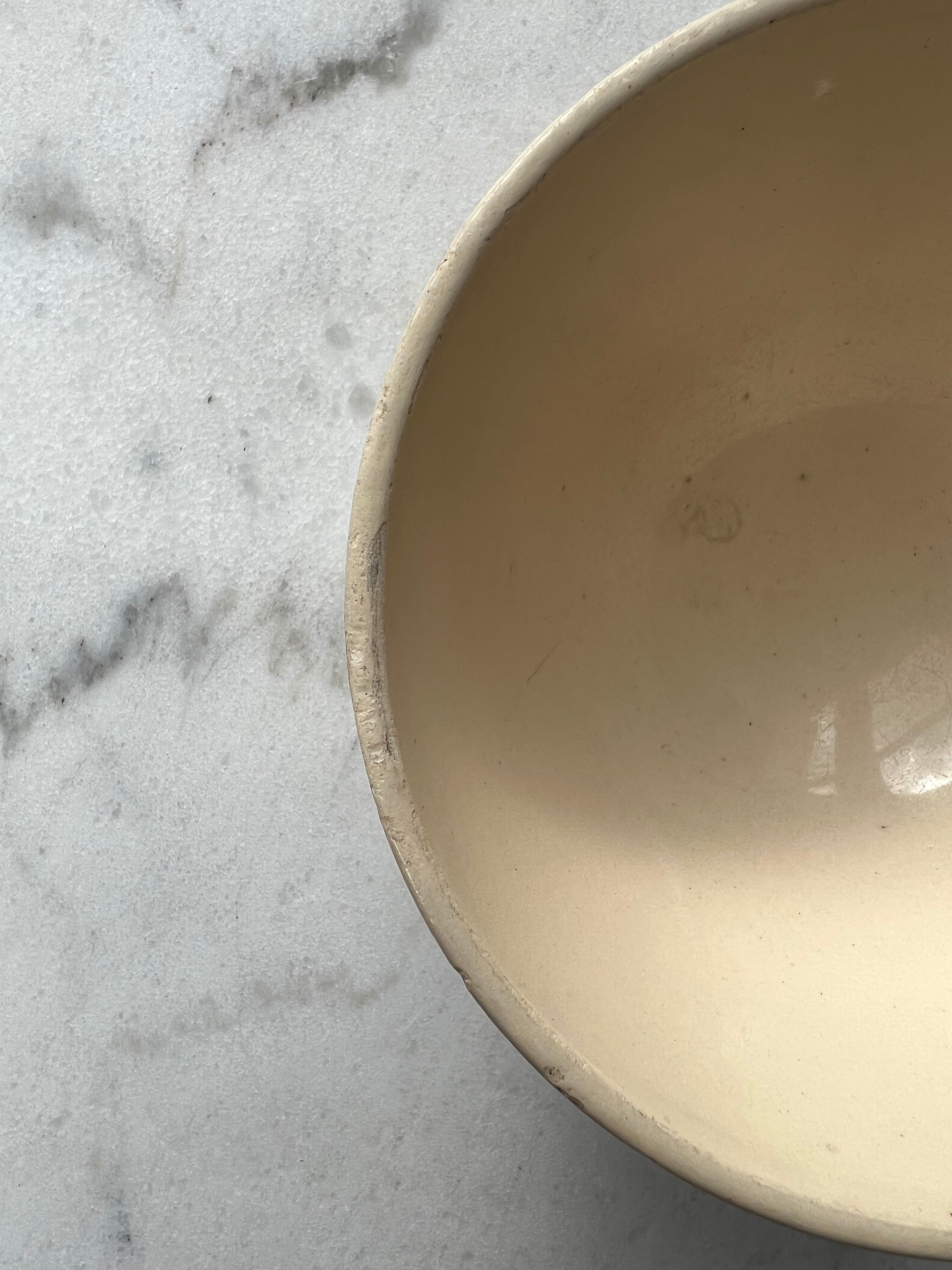 Earthenware bowl