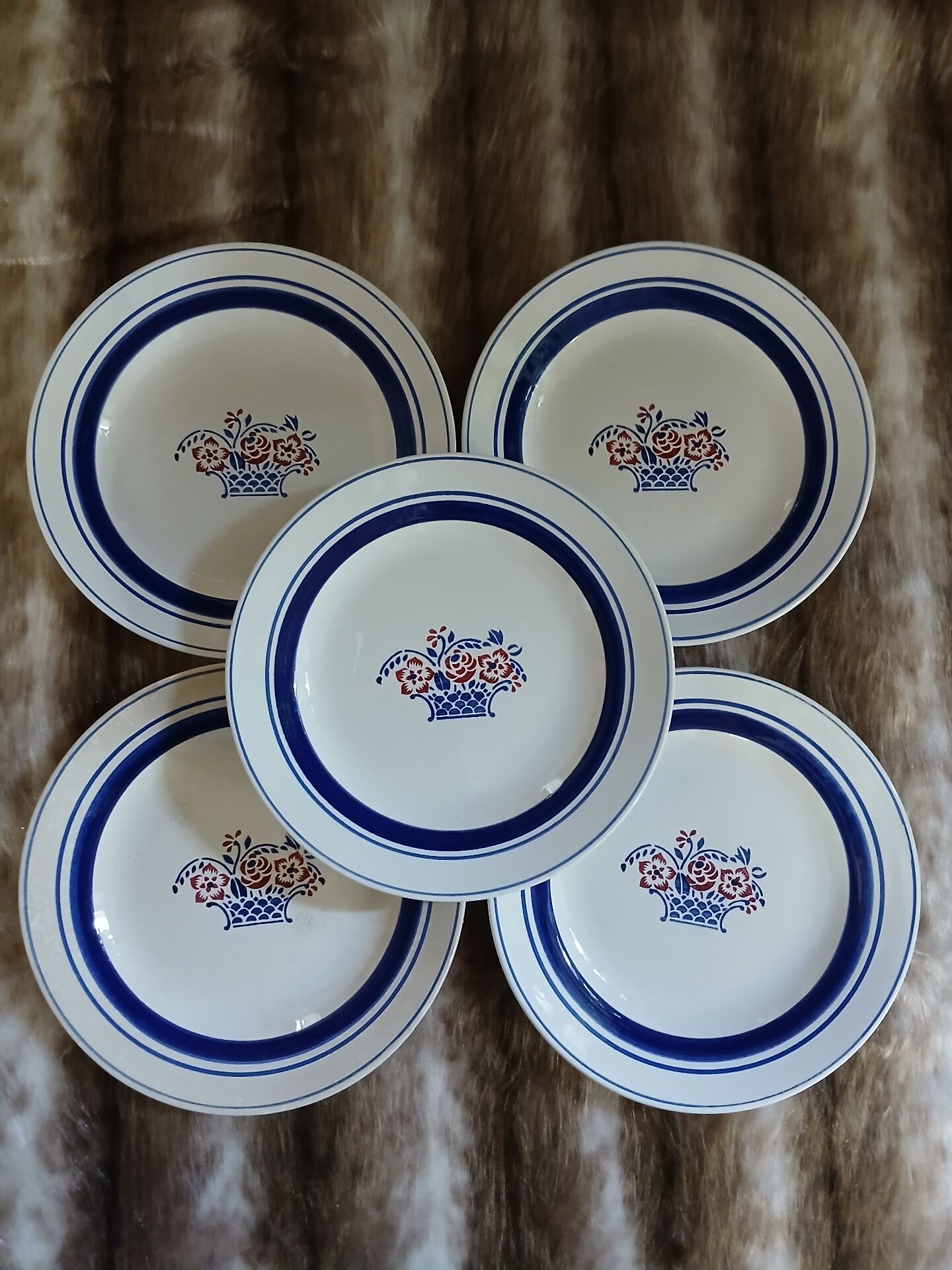 5 assiettes à dessert anciennes Digoin et Sarreguemines