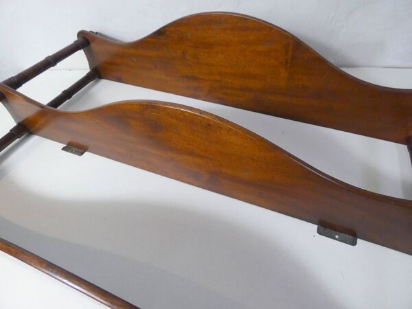 ancienne étagère en bois