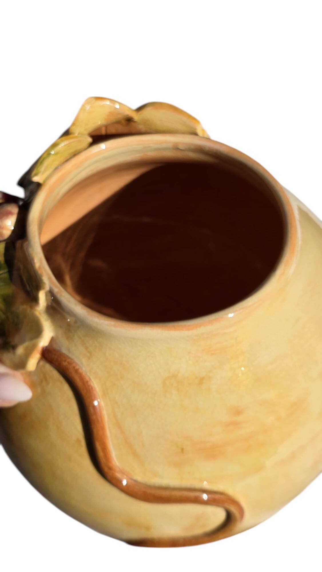 Provencal ceramic vase hand-painted in majolica