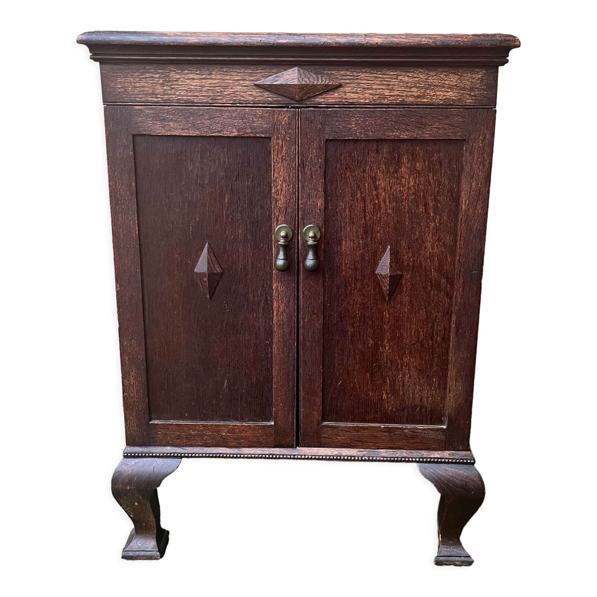 Gramophone cabinet