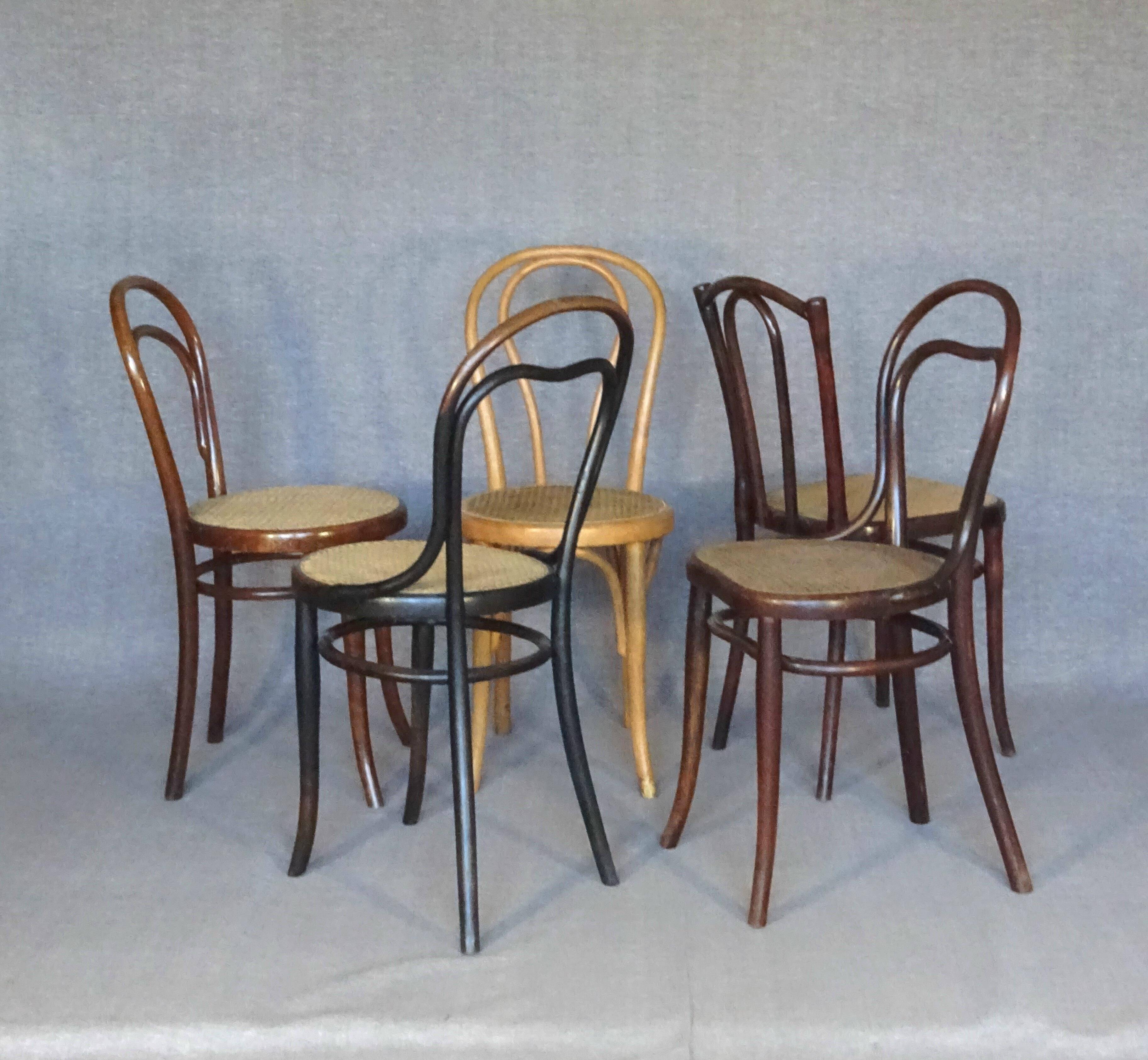 5 "half" bistro chairs, mismatched, 1910 to 1930 - Caned (4 Thonet)