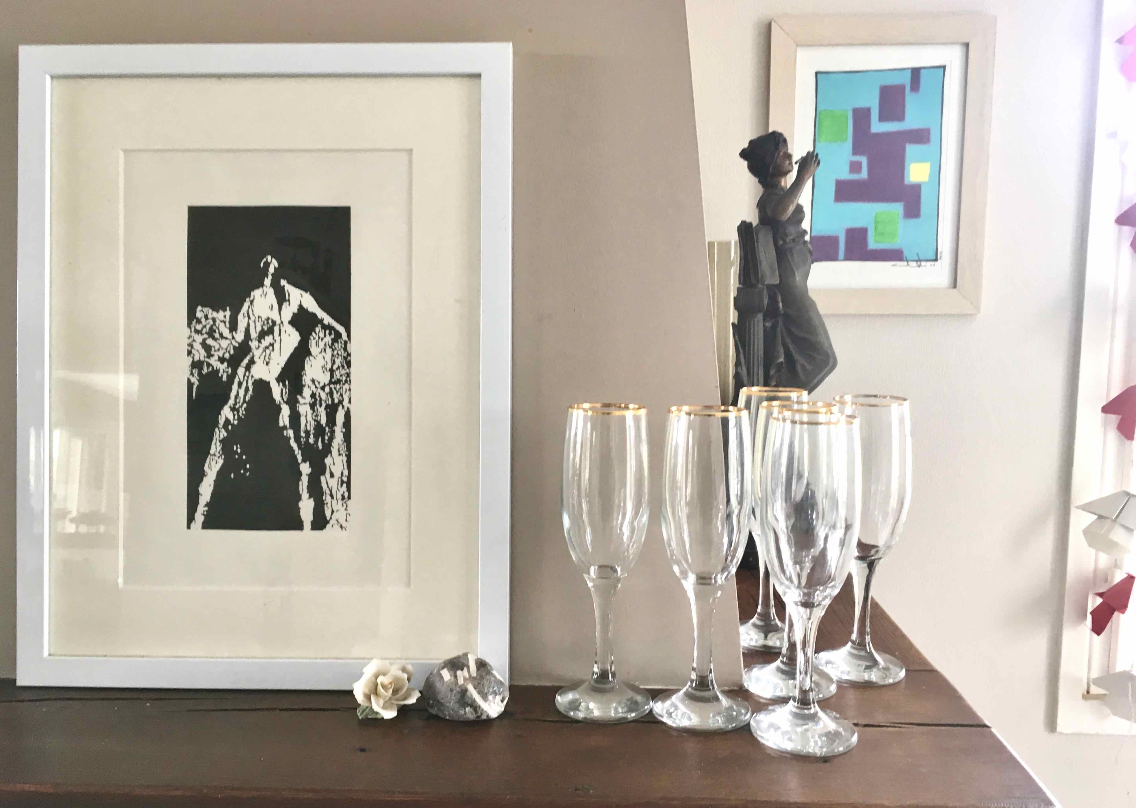 Set of 6 champagne or white wine flutes