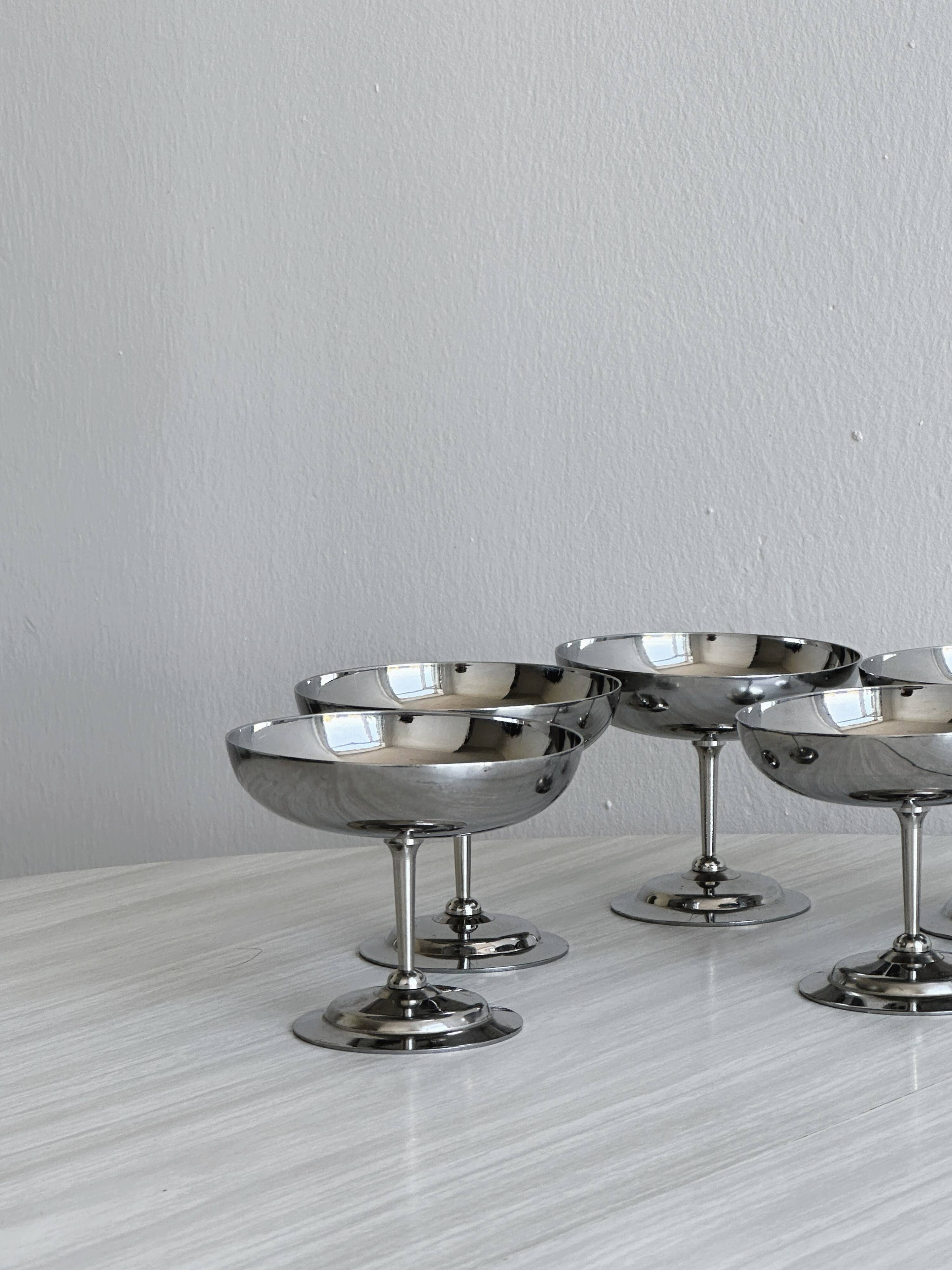 6 stainless steel cups