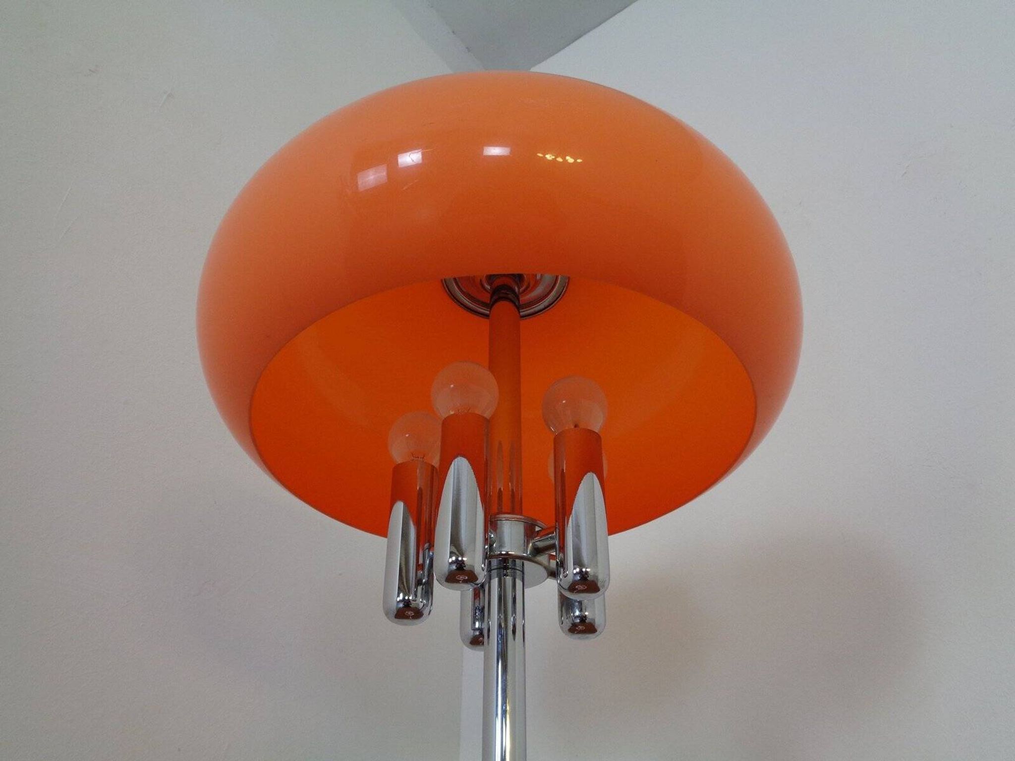 Italian orange plastic and chrome table lamp, 1960s