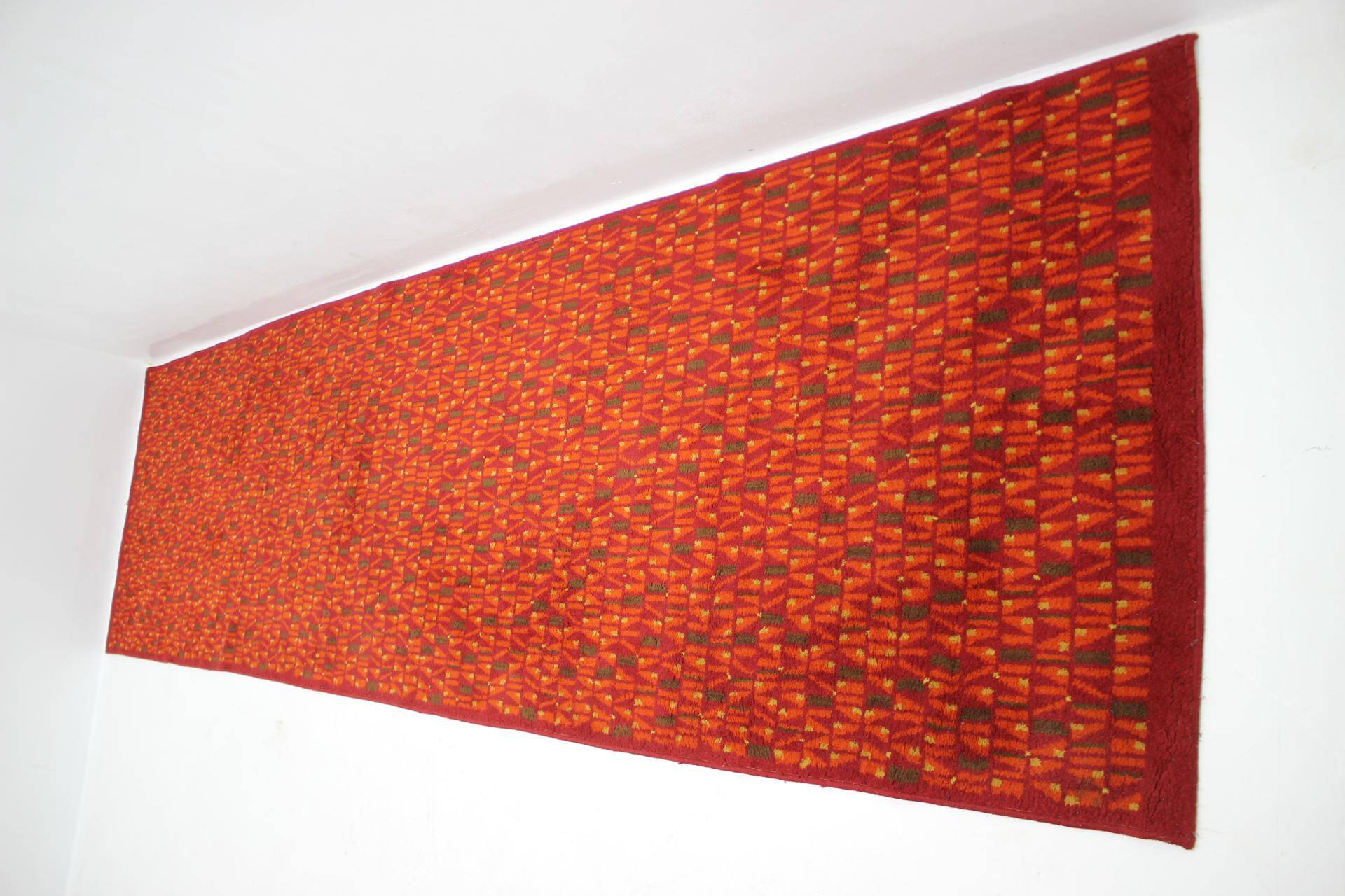 Red Wool Carpet with Original Design, 1960s