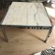 Table basse en marbre de Calacatta et structure  chromée circa 1975