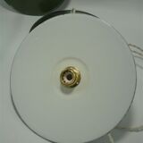 Trio of suspensions in enamelled sheet metal