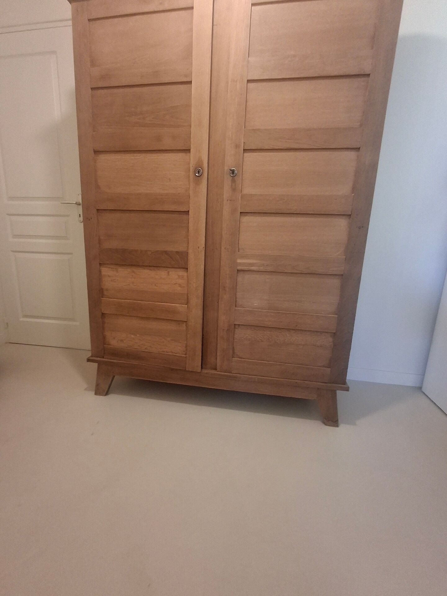 René Gabriel wardrobe