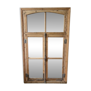 Fenêtre miroir en sapin