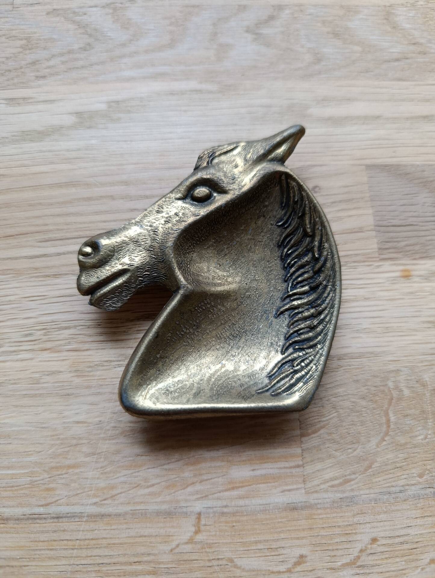 Lot of catchalls / jewellery holders / ashtrays