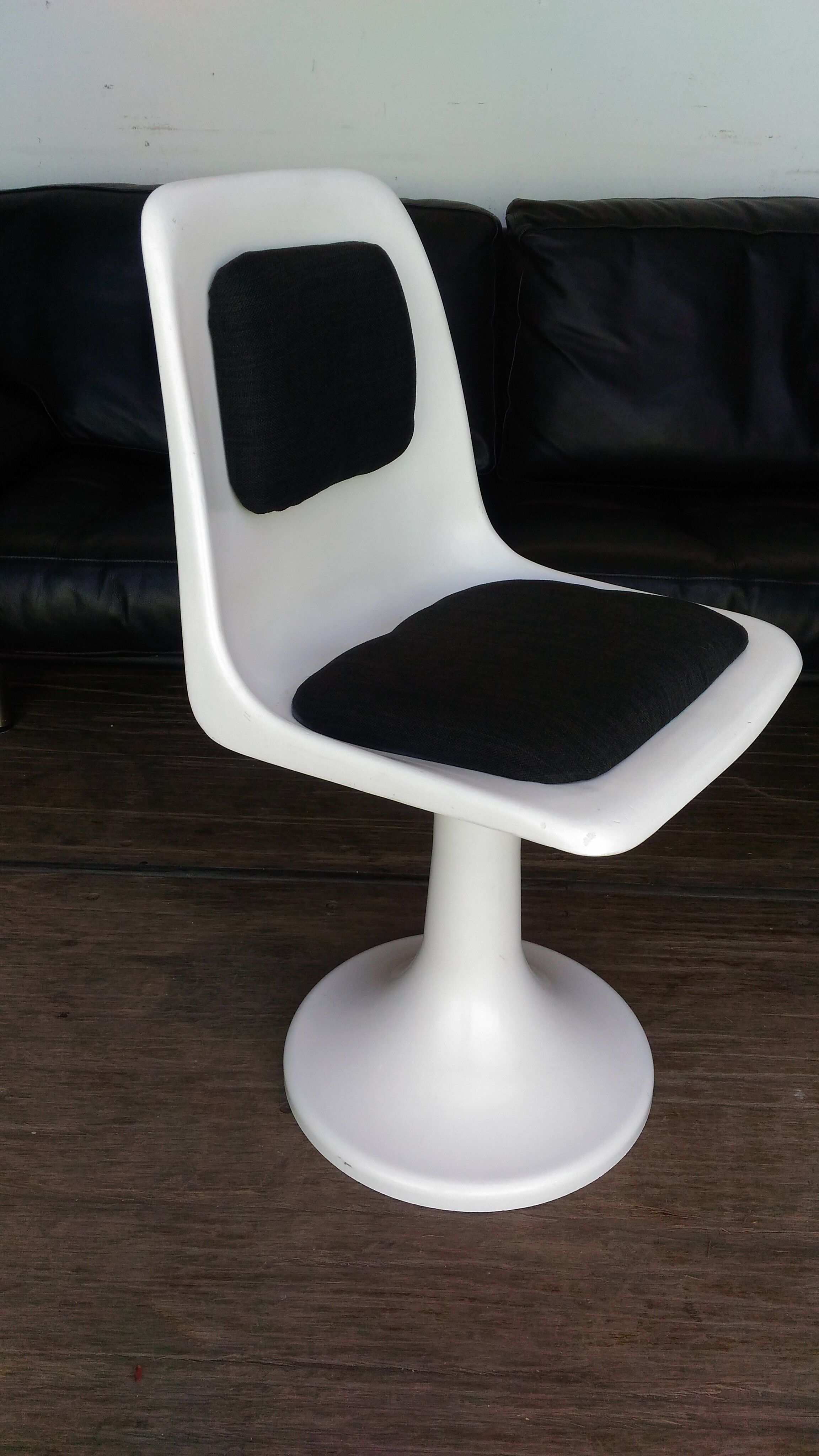 Pair of tulip foot chairs circa 1970