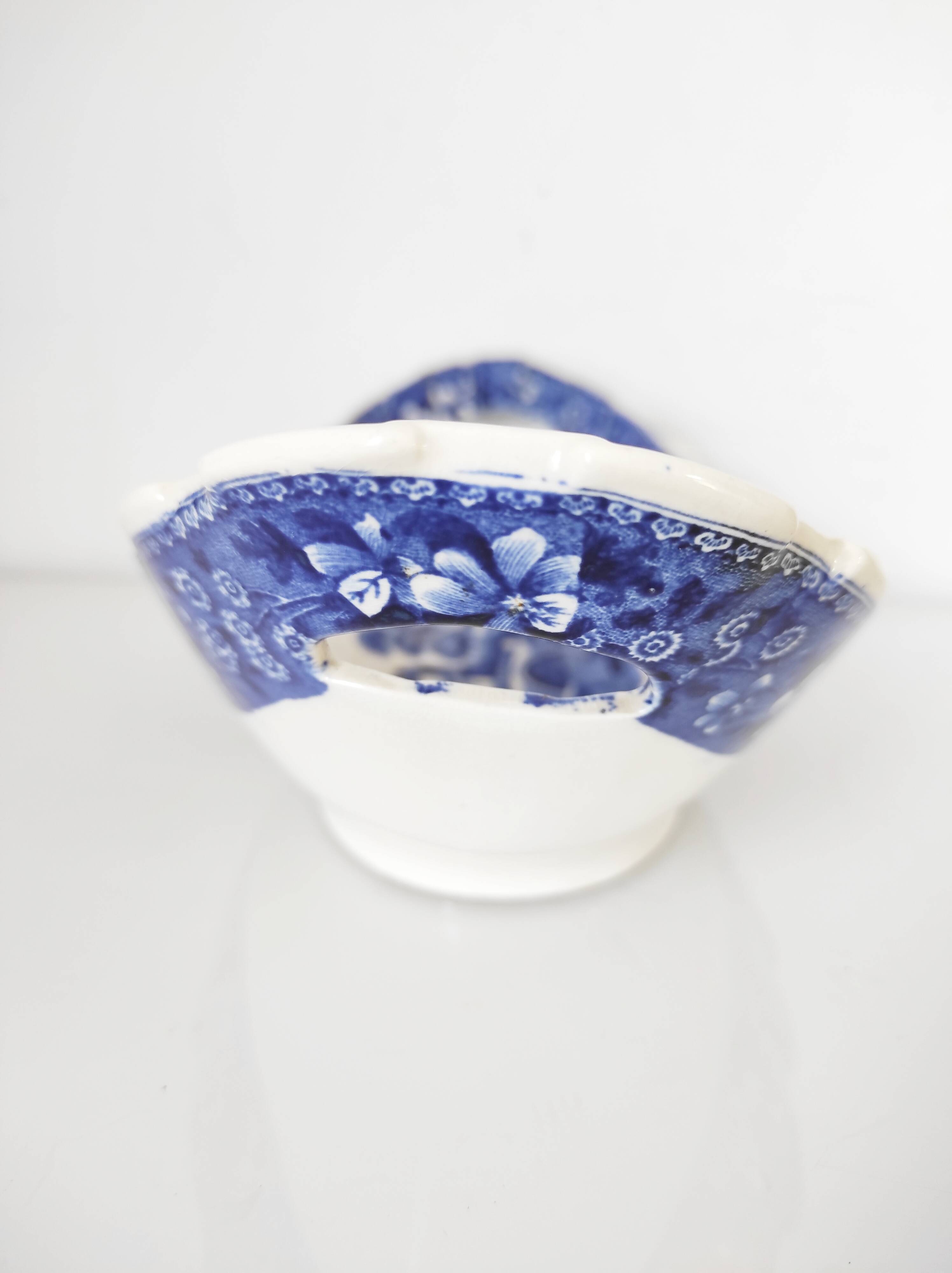 Copeland English earthenware dish