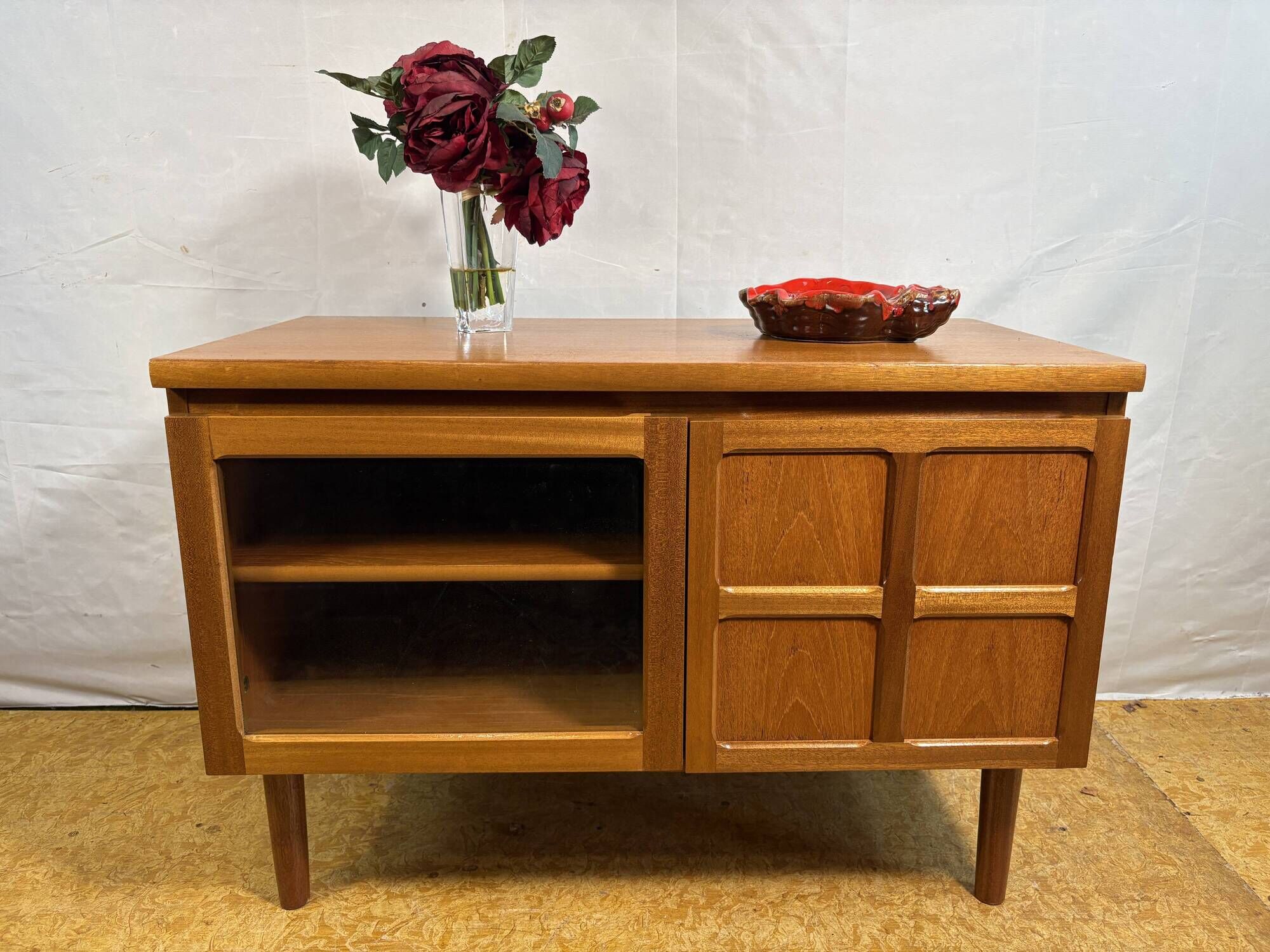 Mid-Century Modern Nathan Squares Teak Media / Lowboard Cabinet – 1960  Ico