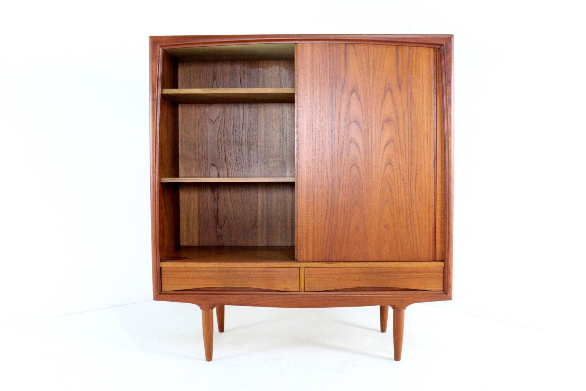Alex Christensen for Aco Møbler highboard - Danish design in teak