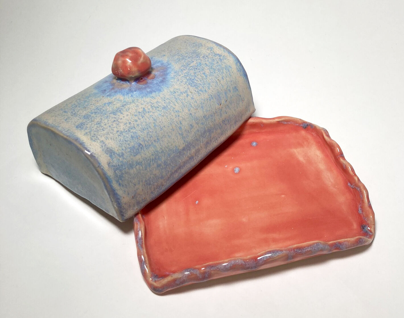 Blue and pink butter maker in ceramic