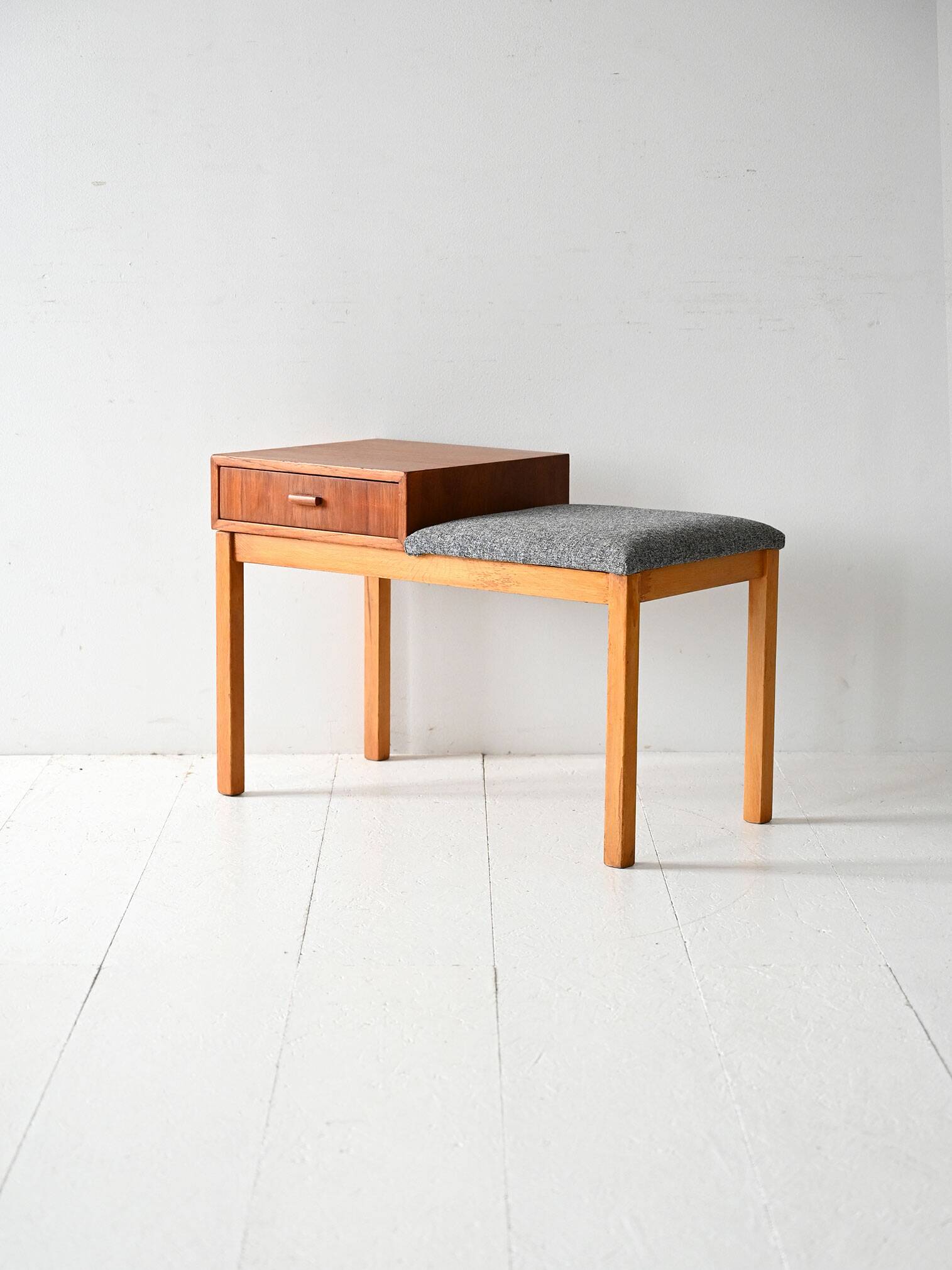 Scandinavian gossip chair by Svenska Kompaniet