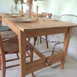 Farm table