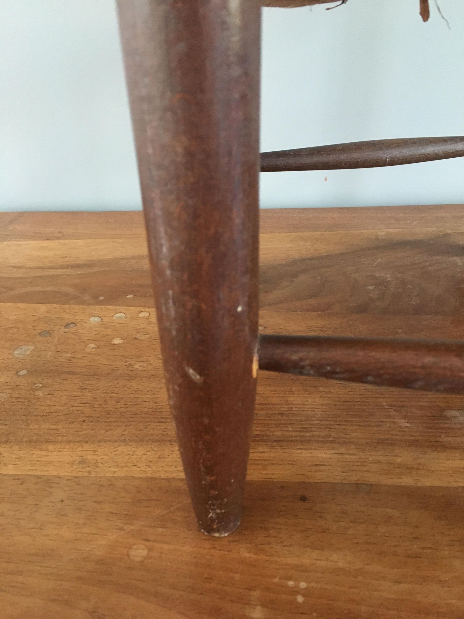 Chaise bois et paille vintage pour enfant