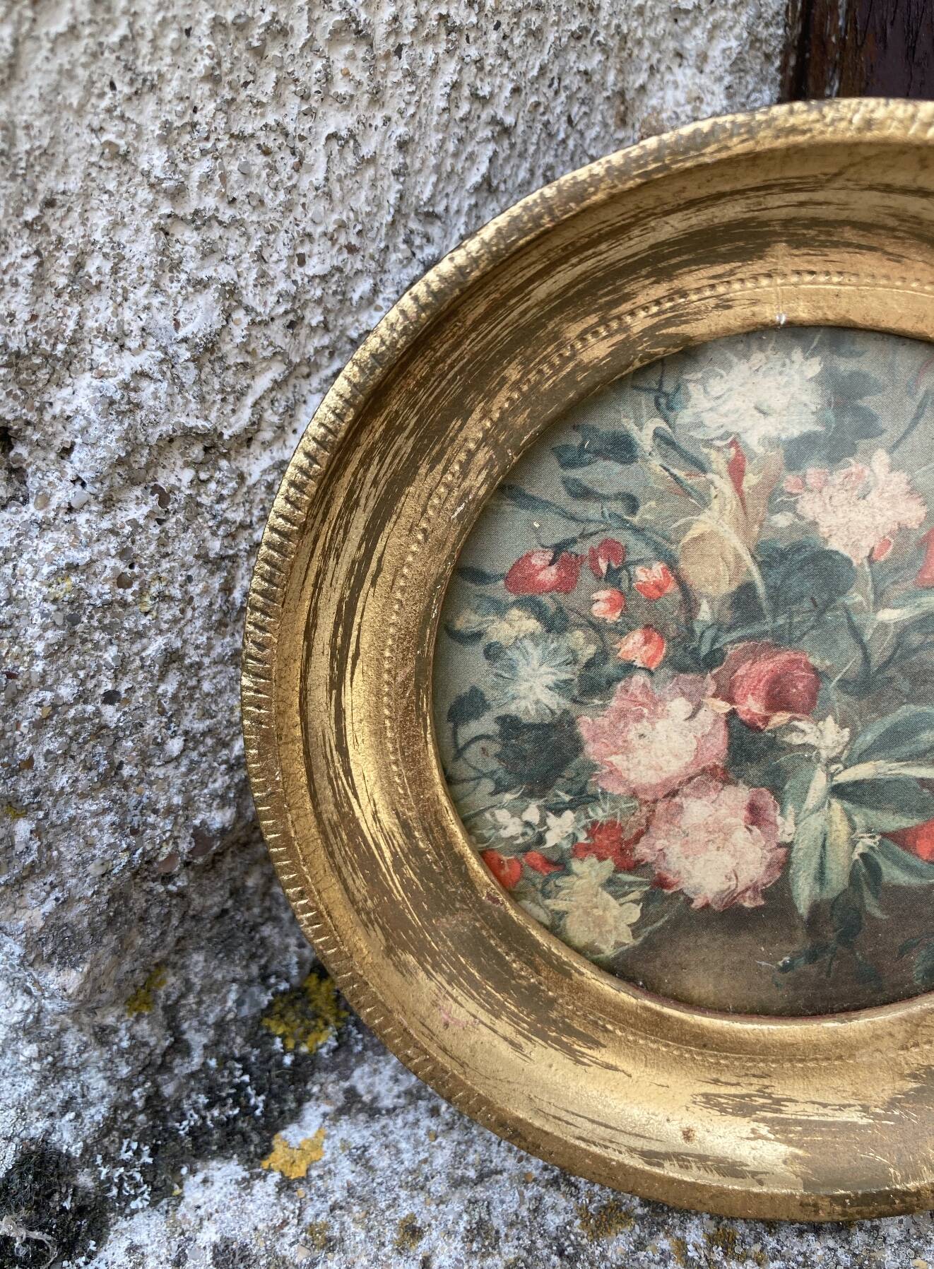 Small vintage golden frame