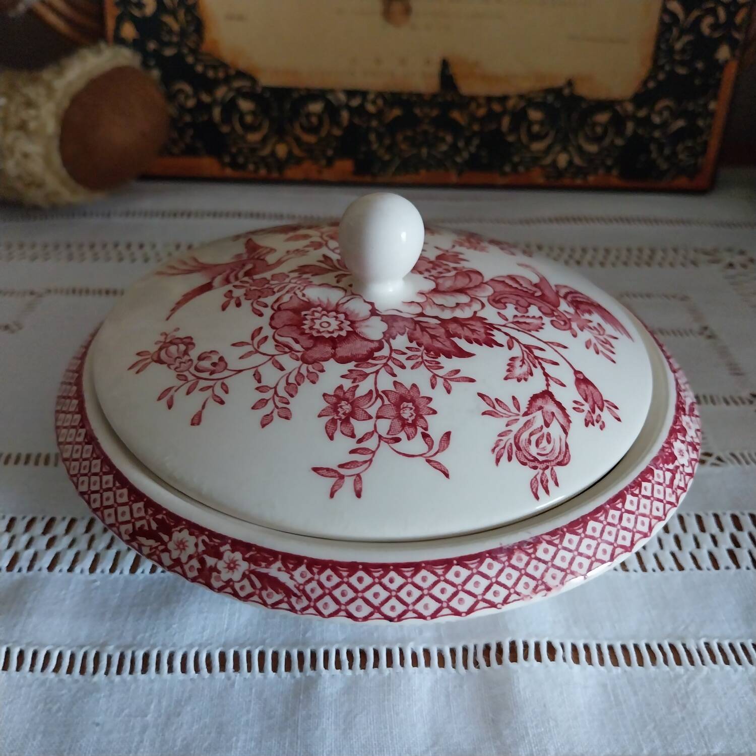 Vintage Mason's English earthenware box