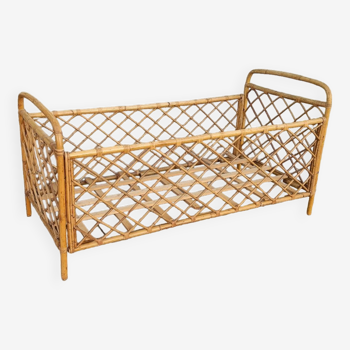 Rattan children's bed