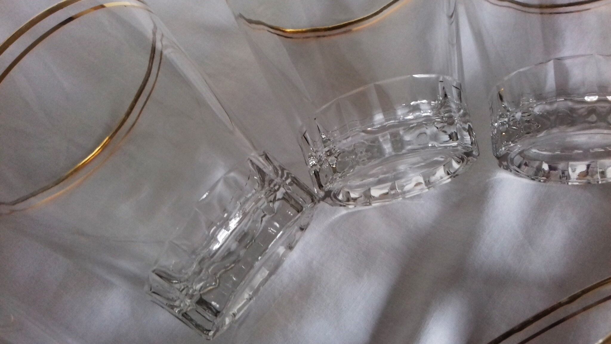 Lot 8 glasses years 30/50