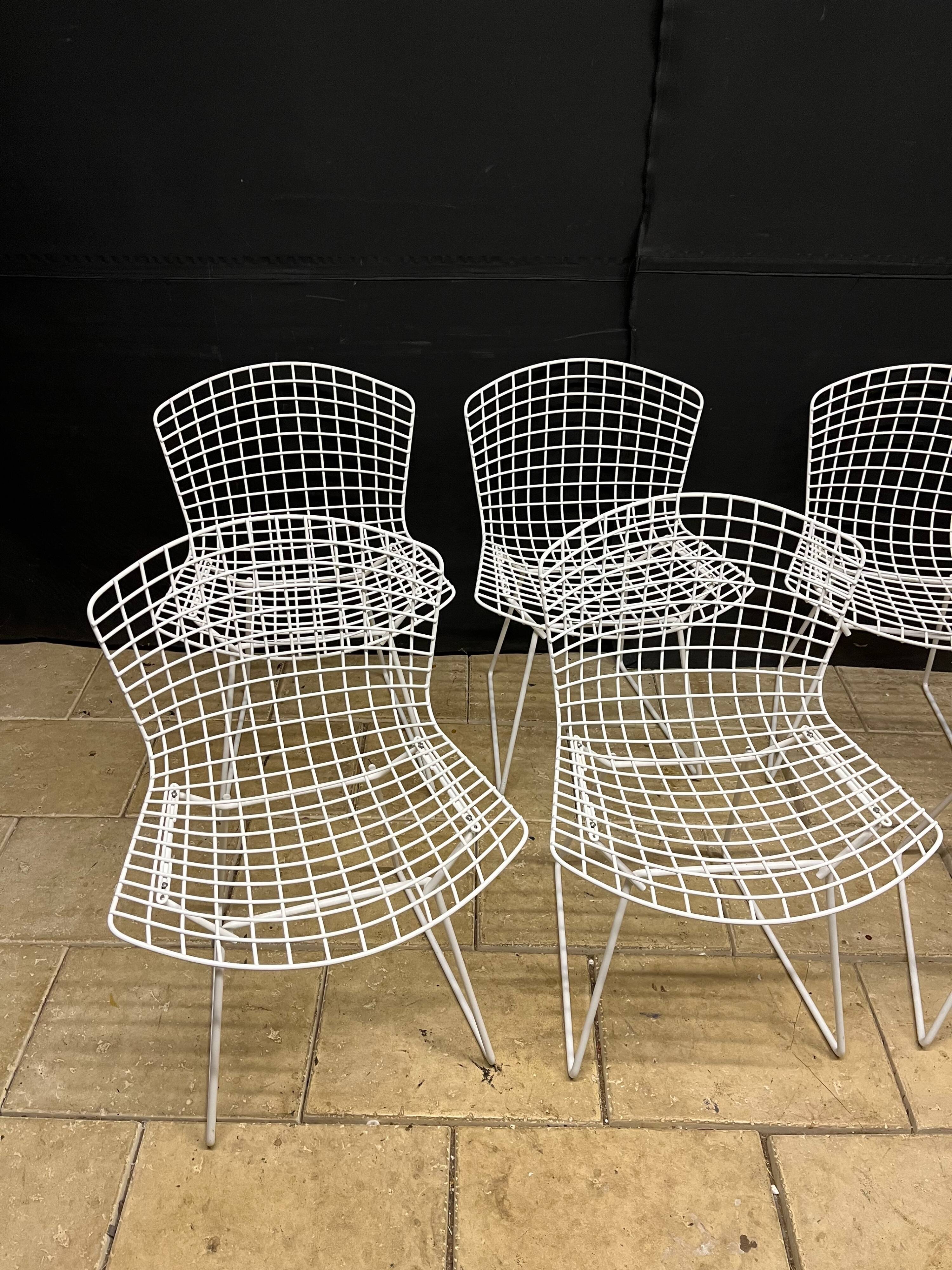 8 Chaises vintages Harry Bertoia Wire en maille de der Laqué Blanc Knoll