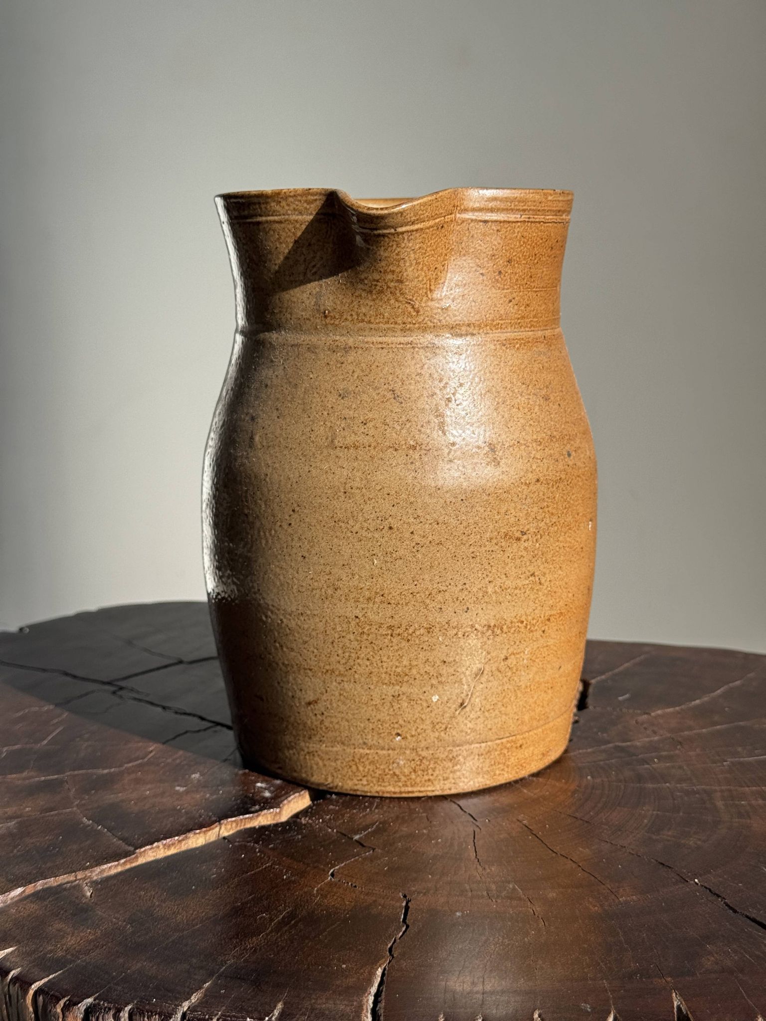 Large stoneware jug marked with pencil underneath H20 D11.