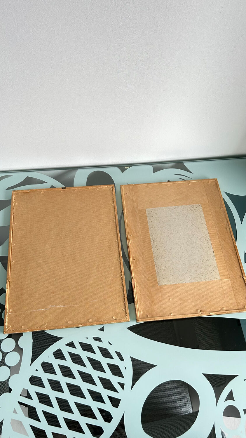 Set of 2 vintage lithographs